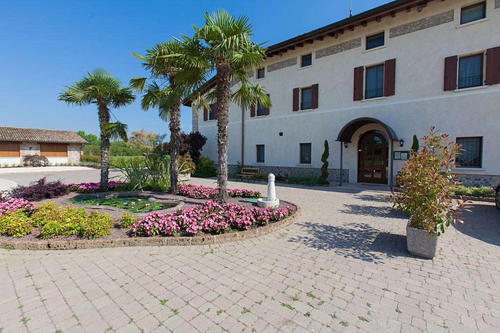 Hotel Alla Corte Dei Bicchi Cavriana Εξωτερικό φωτογραφία